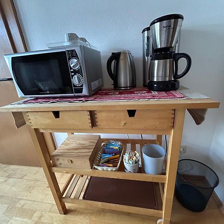 Bijou Guest House Мидерс Екстериор снимка